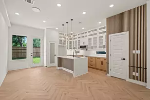 5046 Pershing St, Houston, TX 77033 - Photo 7