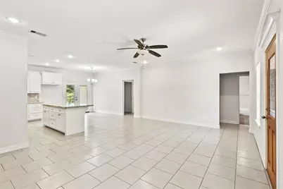 26 Nelson Court, Jones Creek, TX 77541 - Photo 7