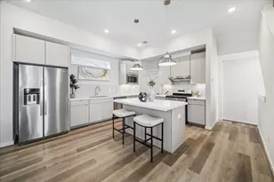 5823 Fairdale Ln, Houston, TX 77057 - Photo 3