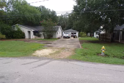 1008 Brooks Avenue, Rosenberg, TX 77471 - Photo 3