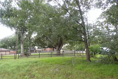 1008 Brooks Avenue, Rosenberg, TX 77471 - Photo 9