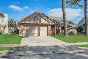 1634 Ridgebriar Dr, Houston, TX 77014 - Photo 3