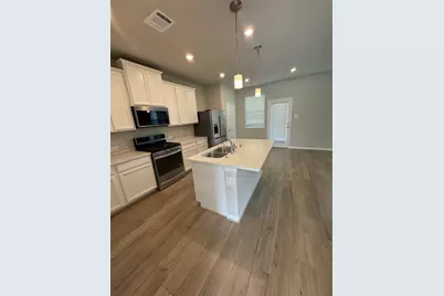 18528 Meadow Point Lane, Conroe, TX 77316 - Photo 11