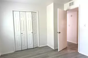 200 Hill St, Sealy, TX 77474 - Photo 7