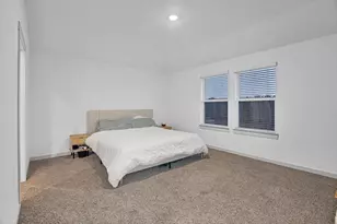 10002 Palm Royal Dr, Baytown, TX 77521 - Photo 15