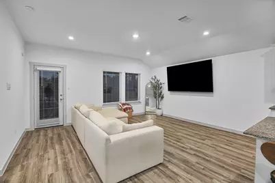 10002 Palm Royal Drive, Baytown, TX 77521 - Photo 11