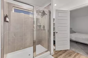 10002 Palm Royal Dr, Baytown, TX 77521 - Photo 15