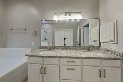 2922 Maple Bend Drive, Houston, TX 77345 - Photo 9