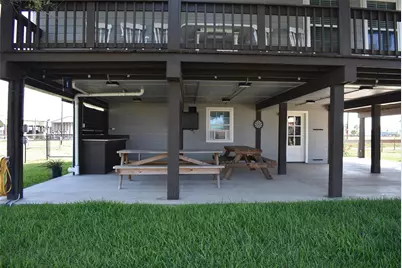 1270 County Road 202, Sargent, TX 77414 - Photo 9