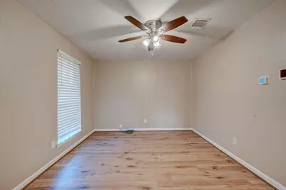 6331 Oaknut Drive, Houston, TX 77088 - Photo 5