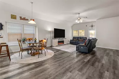 810 Sand Crab Lane, La Marque, TX 77568 - Photo 11