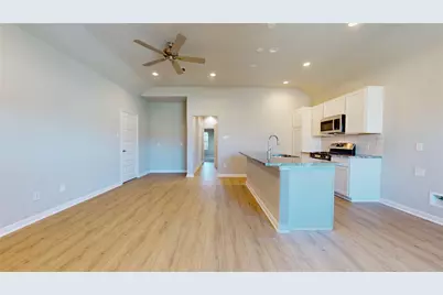 11809 East Gate Drive, Willis, TX 77318 - Photo 5