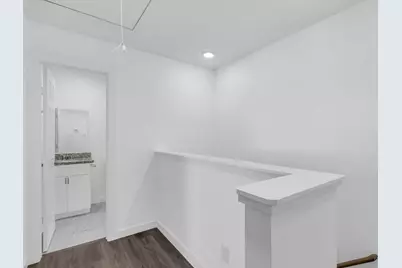 8124 Sterlingshire Street #A, Houston, TX 77078 - Photo 19