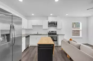 8124 Sterlingshire St, Houston, TX 77078 - Photo 13