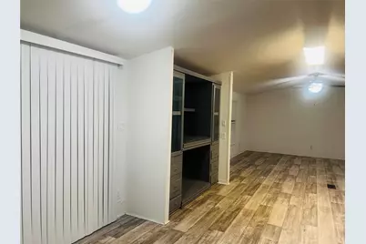 2106 Avenue C, Rosenberg, TX 77471 - Photo 9