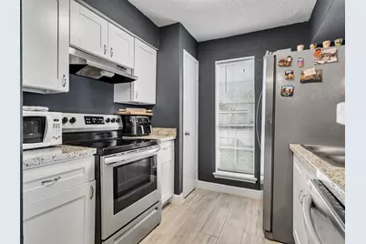 1515 Sandy Springs Road #201, Houston, TX 77042 - Photo 3