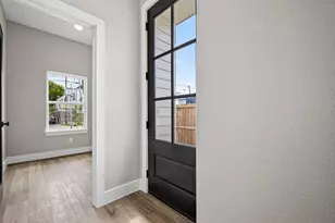 415 Neyland St, Houston, TX 77022 - Photo 5
