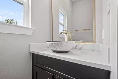 415 Neyland Street, Houston, TX 77022 - Photo 21
