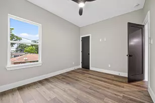 415 Neyland St, Houston, TX 77022 - Photo 23