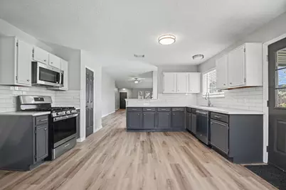 601 Wisdom Drive, Deer Park, TX 77536 - Photo 13