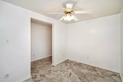 15107 Trinity Meadow Drive, Houston, TX 77489 - Photo 11