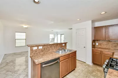 15107 Trinity Meadow Drive, Houston, TX 77489 - Photo 19