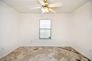 15107 Trinity Meadow Dr, Houston, TX 77489 - Photo 9