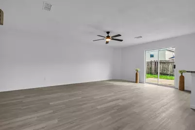 839 Darbydale Crossing Lane, Houston, TX 77090 - Photo 3