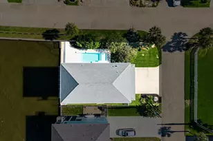 3728 Sabrina, Galveston, TX 77554 - Photo 49