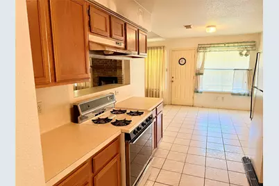 872 Granville Drive, Houston, TX 77091 - Photo 5