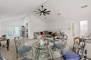 2301 S Kemah Dr S, Kemah, TX 77565 - Photo 9