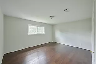 12402 Stafford Springs Dr, Houston, TX 77077 - Photo 29