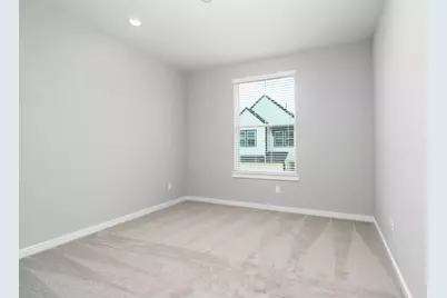8440 Berry Brush, Houston, TX 77022 - Photo 17