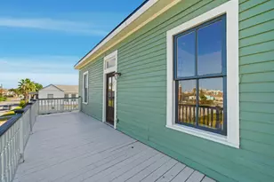 1001 Ave K Ave, Galveston, TX 77550 - Photo 33