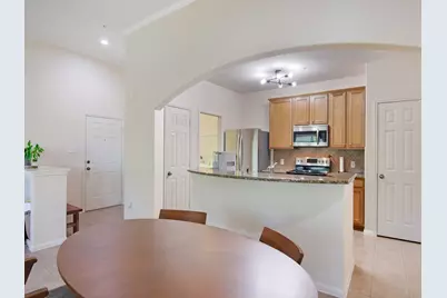 6607 Lake Woodlands #433, The Woodlands, TX 77382 - Photo 9