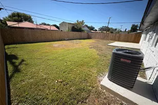 2929 8th Ave N, Texas City, TX 77590 - Photo 5