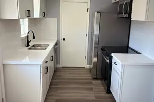 2929 8th Ave N, Texas City, TX 77590 - Photo 11