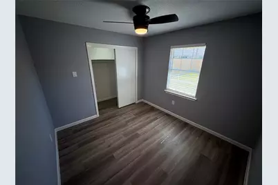 2929 8th Avenue N, Texas City, TX 77590 - Photo 13