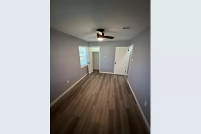 2929 8th Avenue N, Texas City, TX 77590 - Photo 9