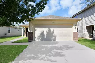 7919 Cypress Edge Dr, Cypress, TX 77433 - Photo 3