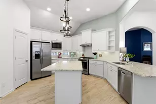 27232 Cyrus Ridge Ln, Magnolia, TX 77354 - Photo 11