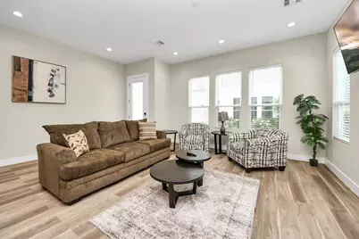 5935 Beall Street #A, Houston, TX 77091 - Photo 3