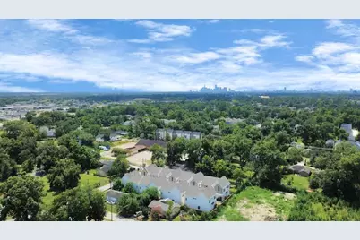 5935 Beall Street #A, Houston, TX 77091 - Photo 29