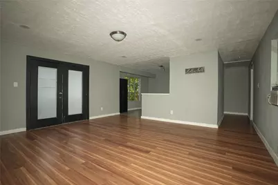 4909 Falls Street, Houston, TX 77026 - Photo 11