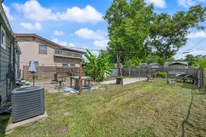 820 12th Avenue N, Texas City, TX 77590 - Photo 25