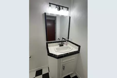 257 Barracuda, Bayou Vista, TX 77563 - Photo 13