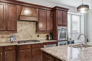 127 Lindenberry Cir, The Woodlands, TX 77389 - Photo 21