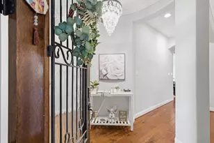 127 Lindenberry Cir, The Woodlands, TX 77389 - Photo 9