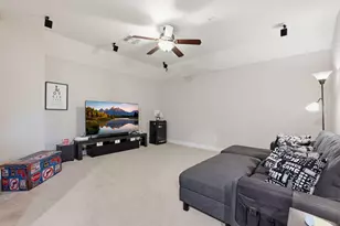127 Lindenberry Cir, The Woodlands, TX 77389 - Photo 31
