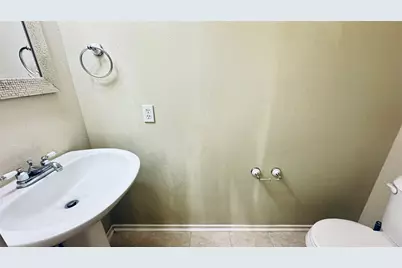 22 Timberstar Street, The Woodlands, TX 77382 - Photo 9